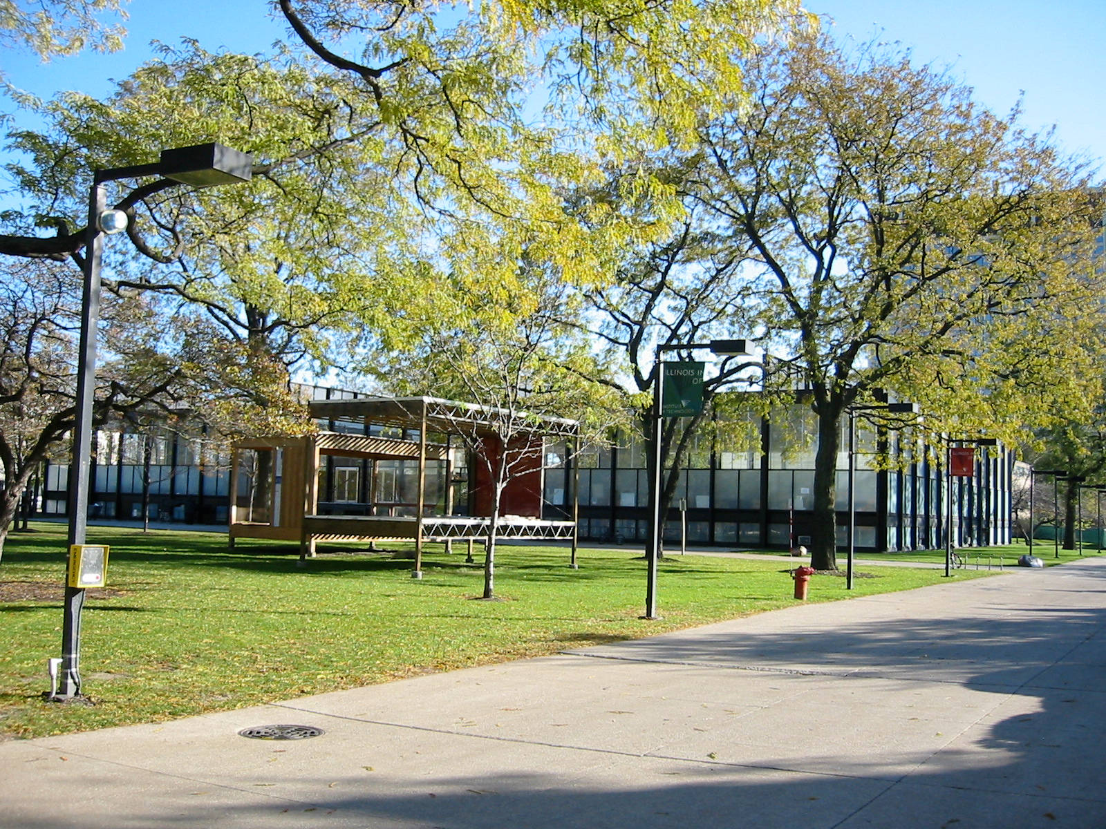 Illinois Institute Of Technology Park Background