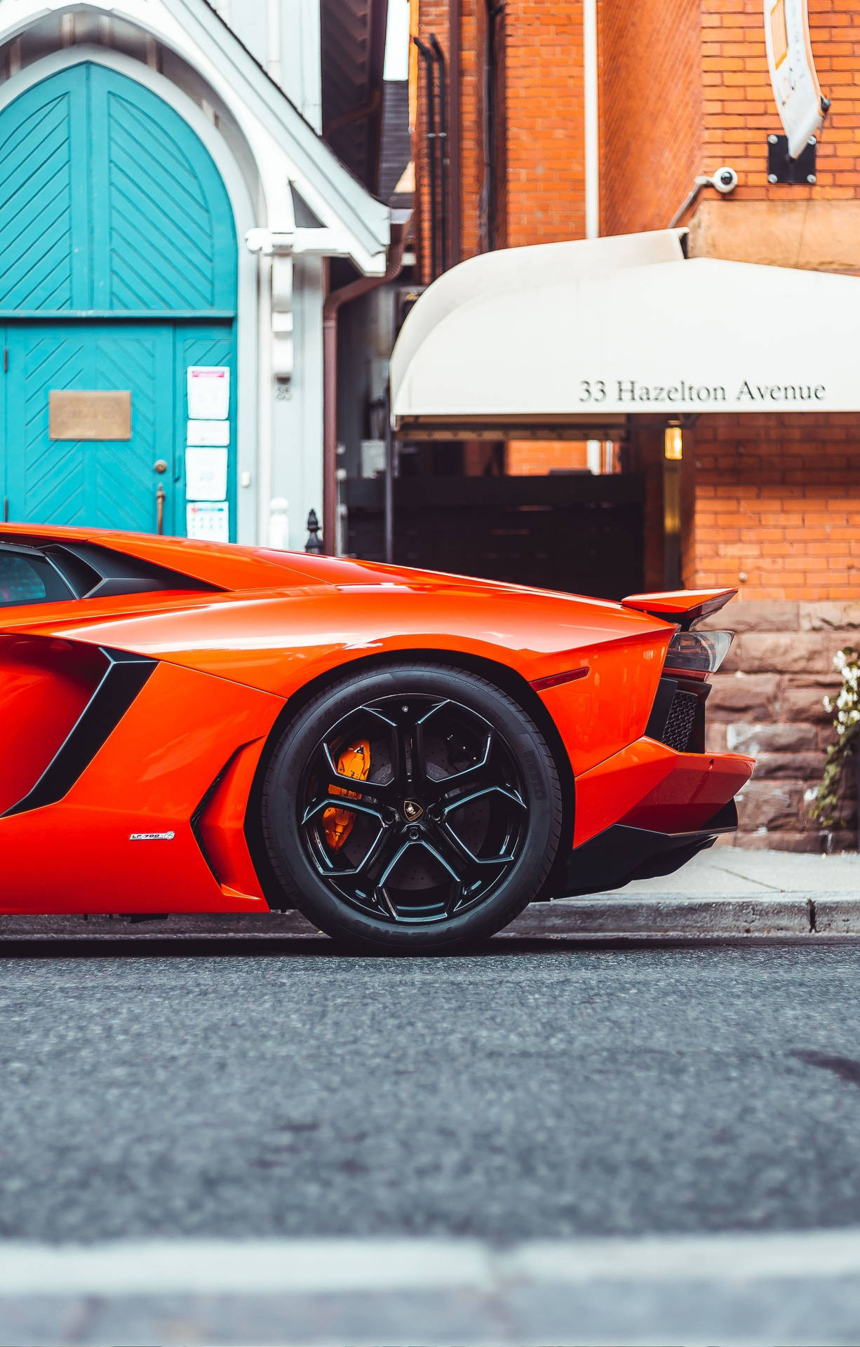 Image An Epic Shot Of A 4k Lamborghini Iphone Background