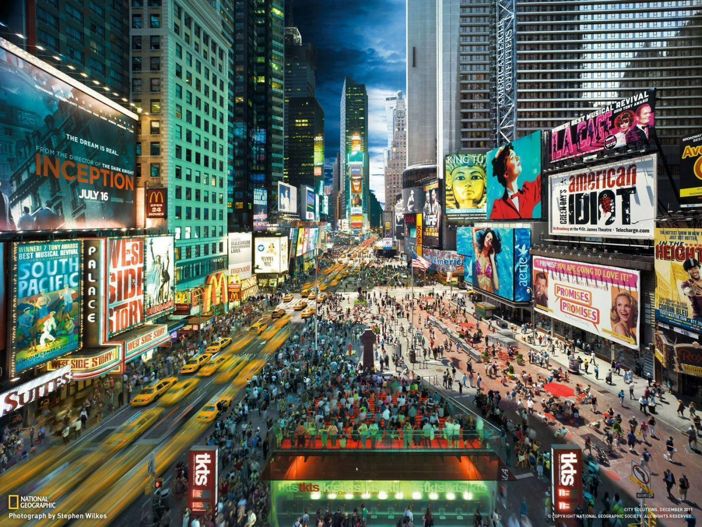 Image Enjoy A Night On The Town At A Broadway Show Background