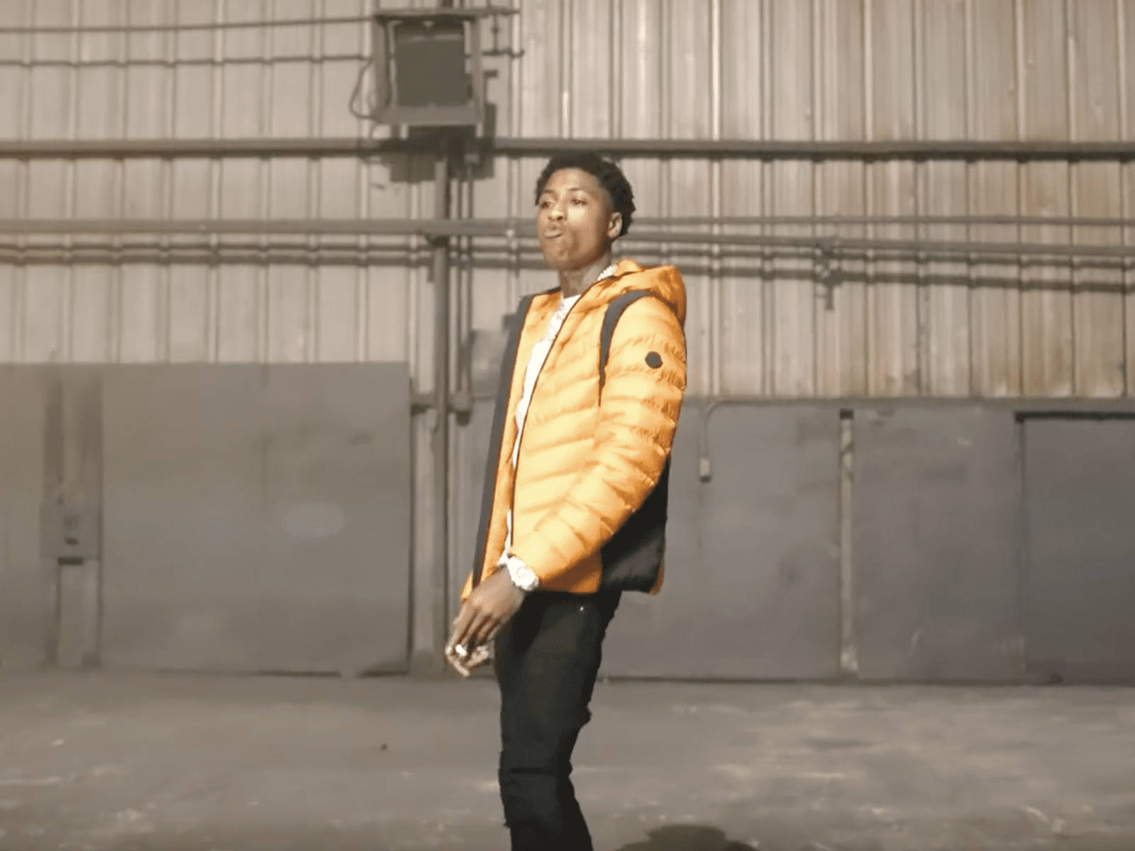 Image Youngboy Never Broke Again Poses For The Artist Spotlight Background