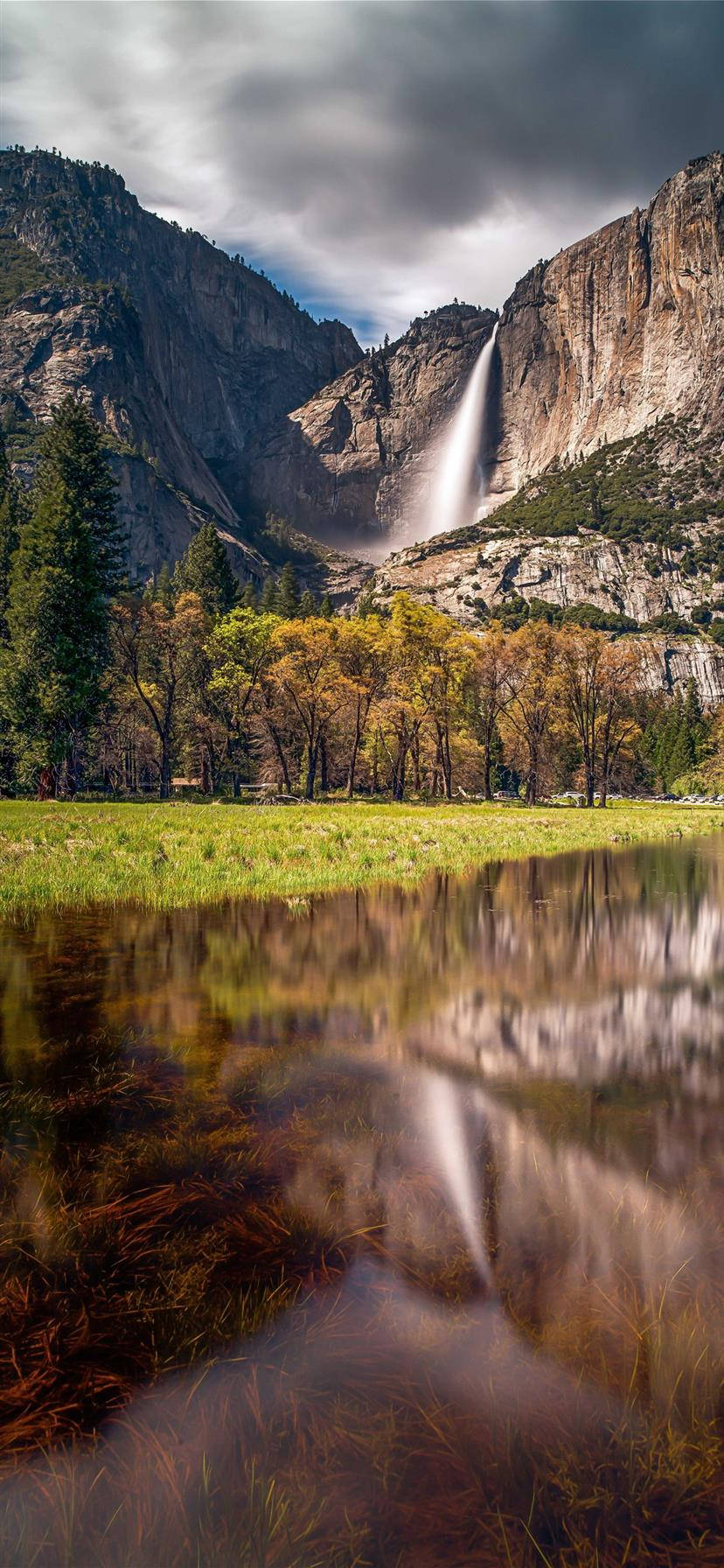 Incredible Yosemite Vista Background