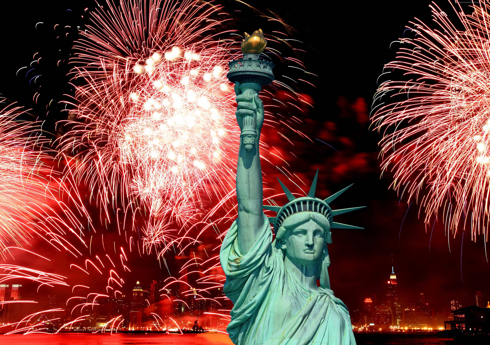 Independence Day Statue Of Liberty Fireworks Background