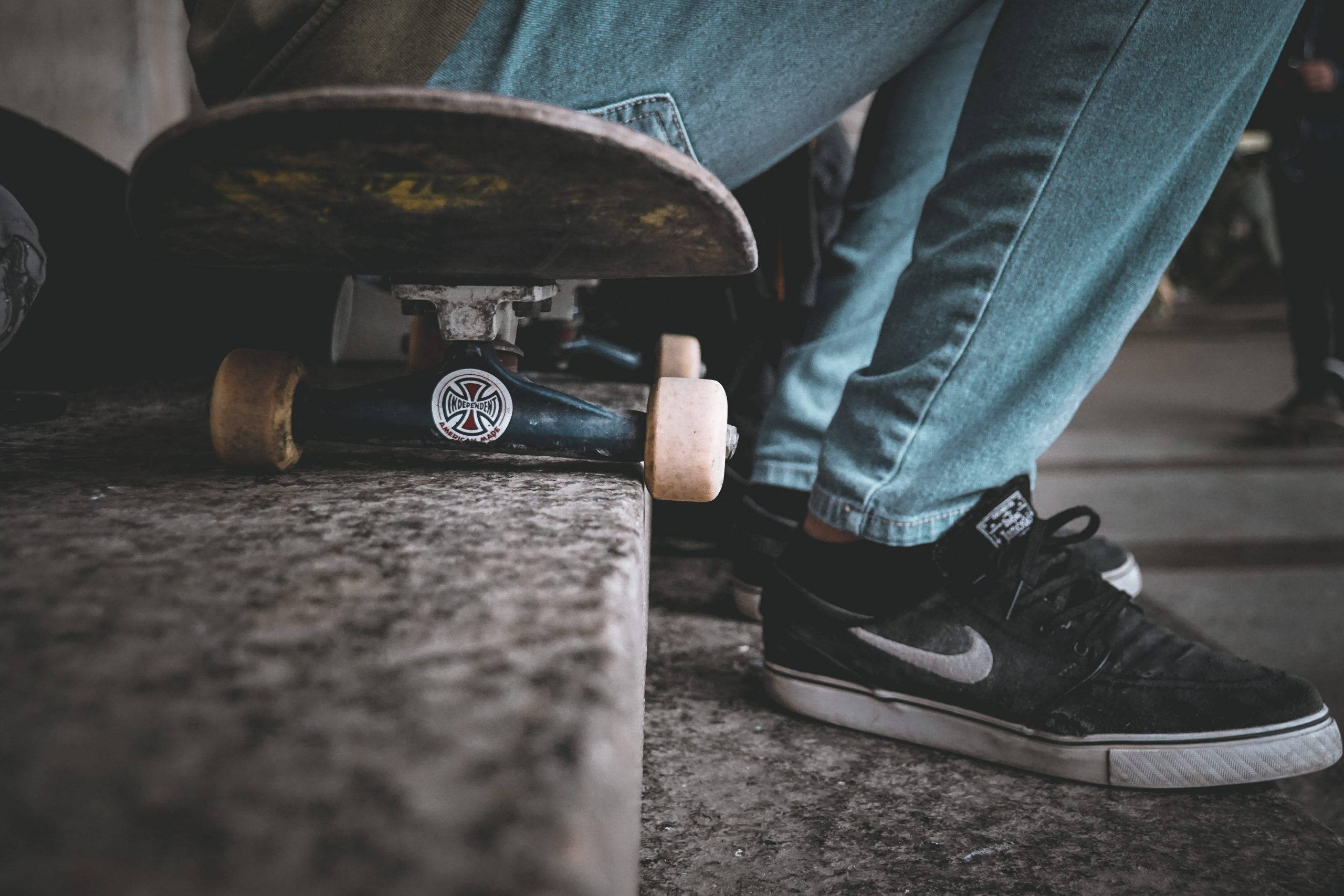 Independent Aesthetic Skateboard