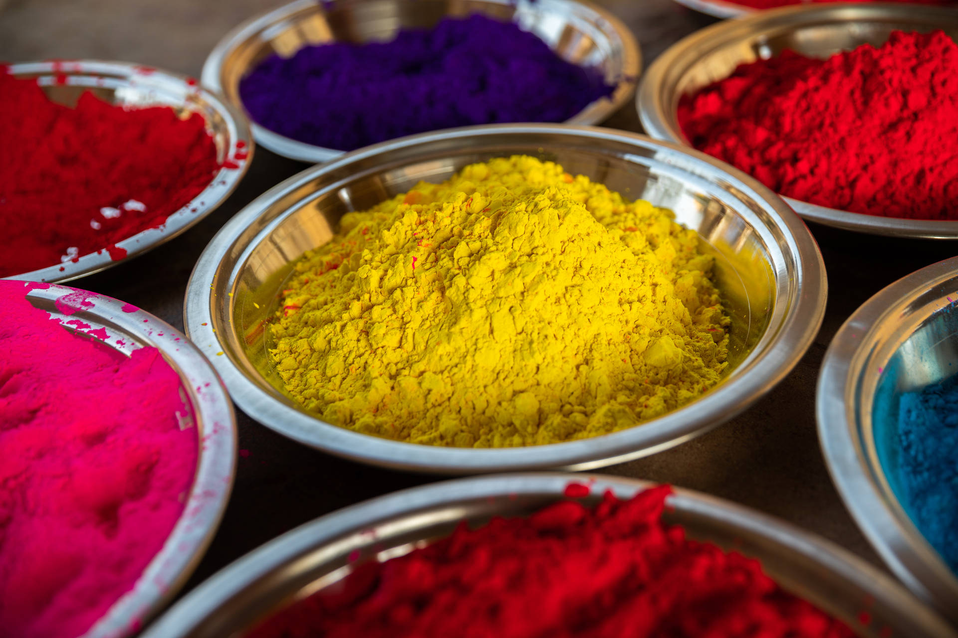 India Holi Gulal Dyes In Basins Background