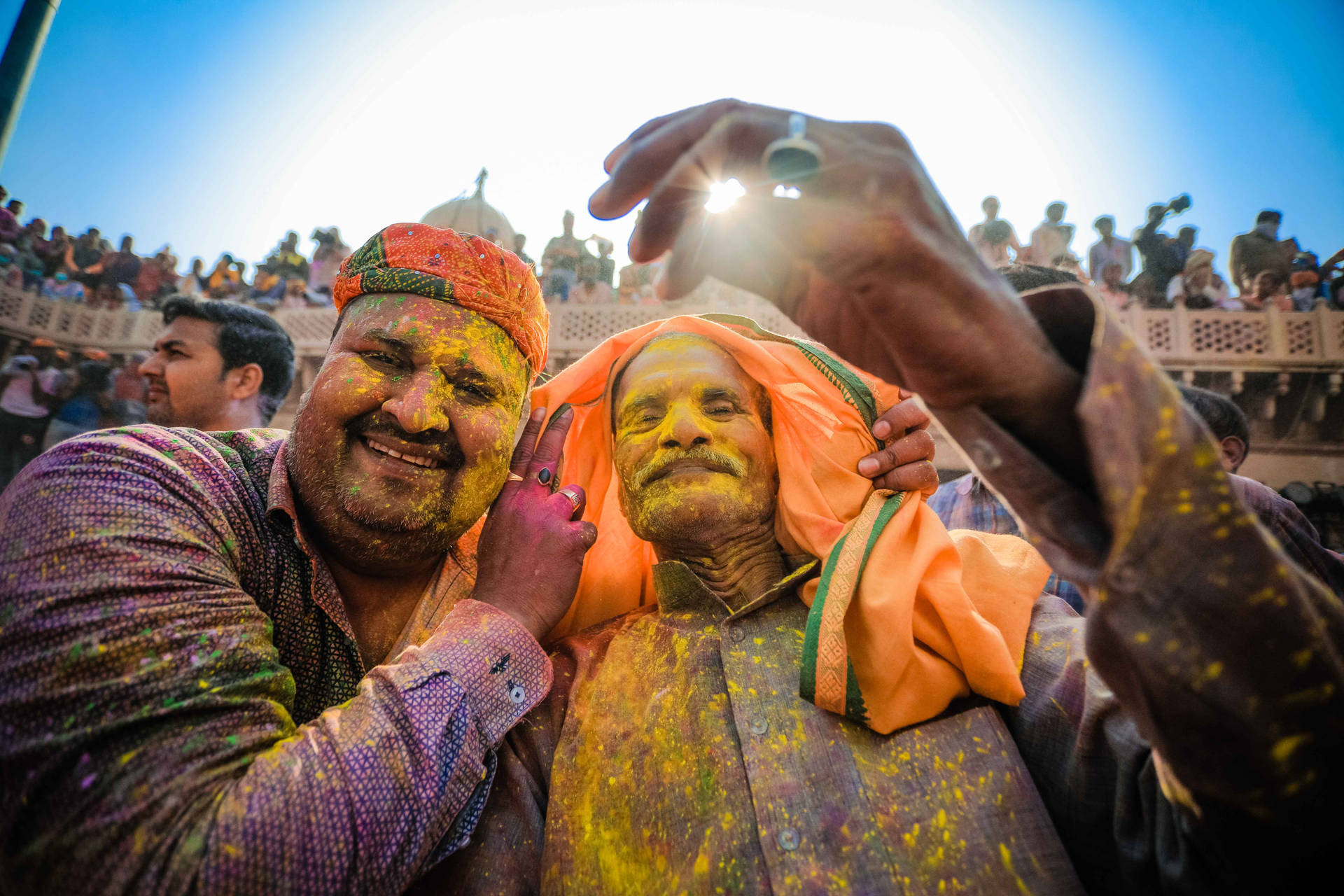 India Holi Happy Men Background