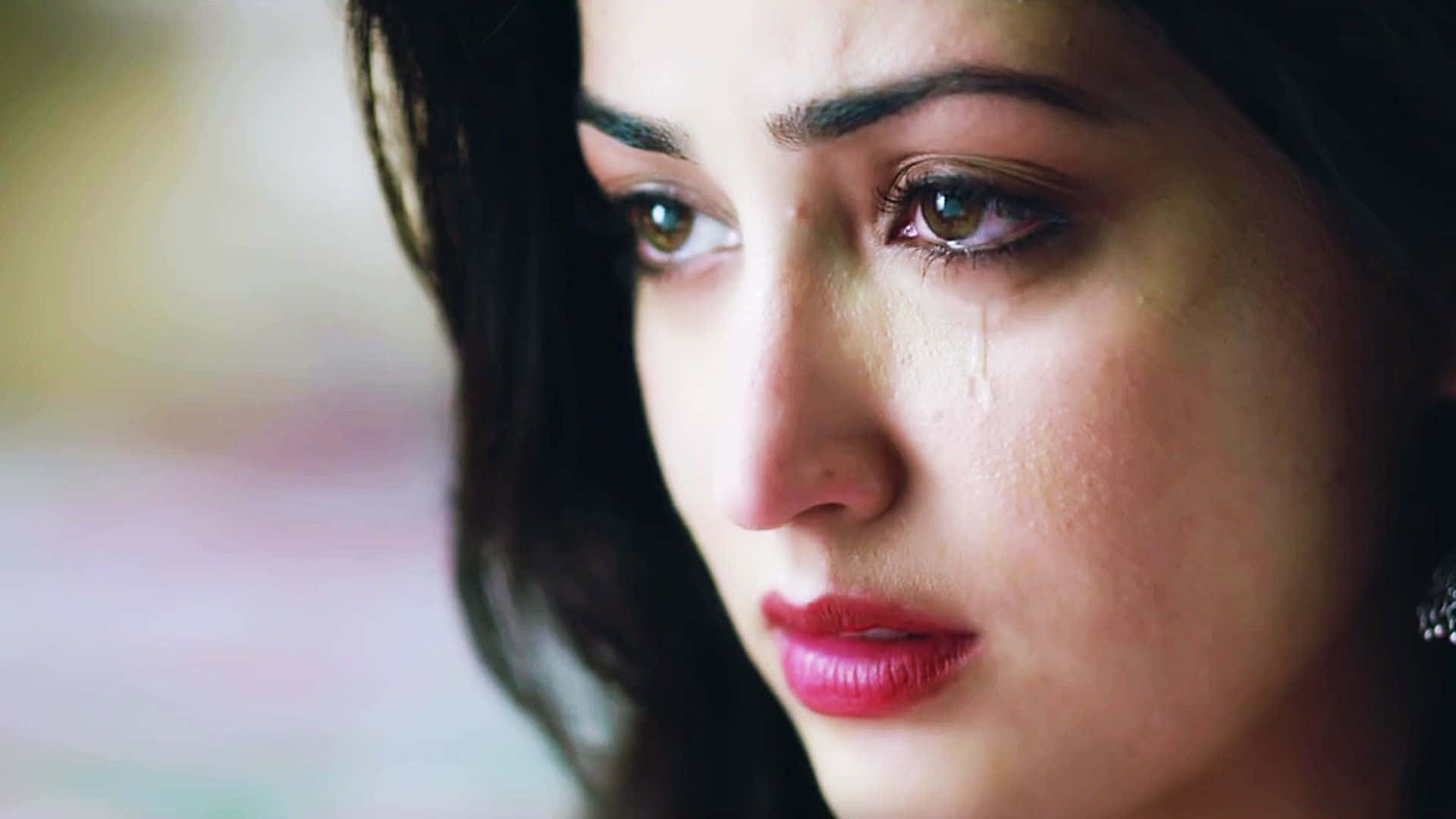 Indian Actress Yami Gautam Crying