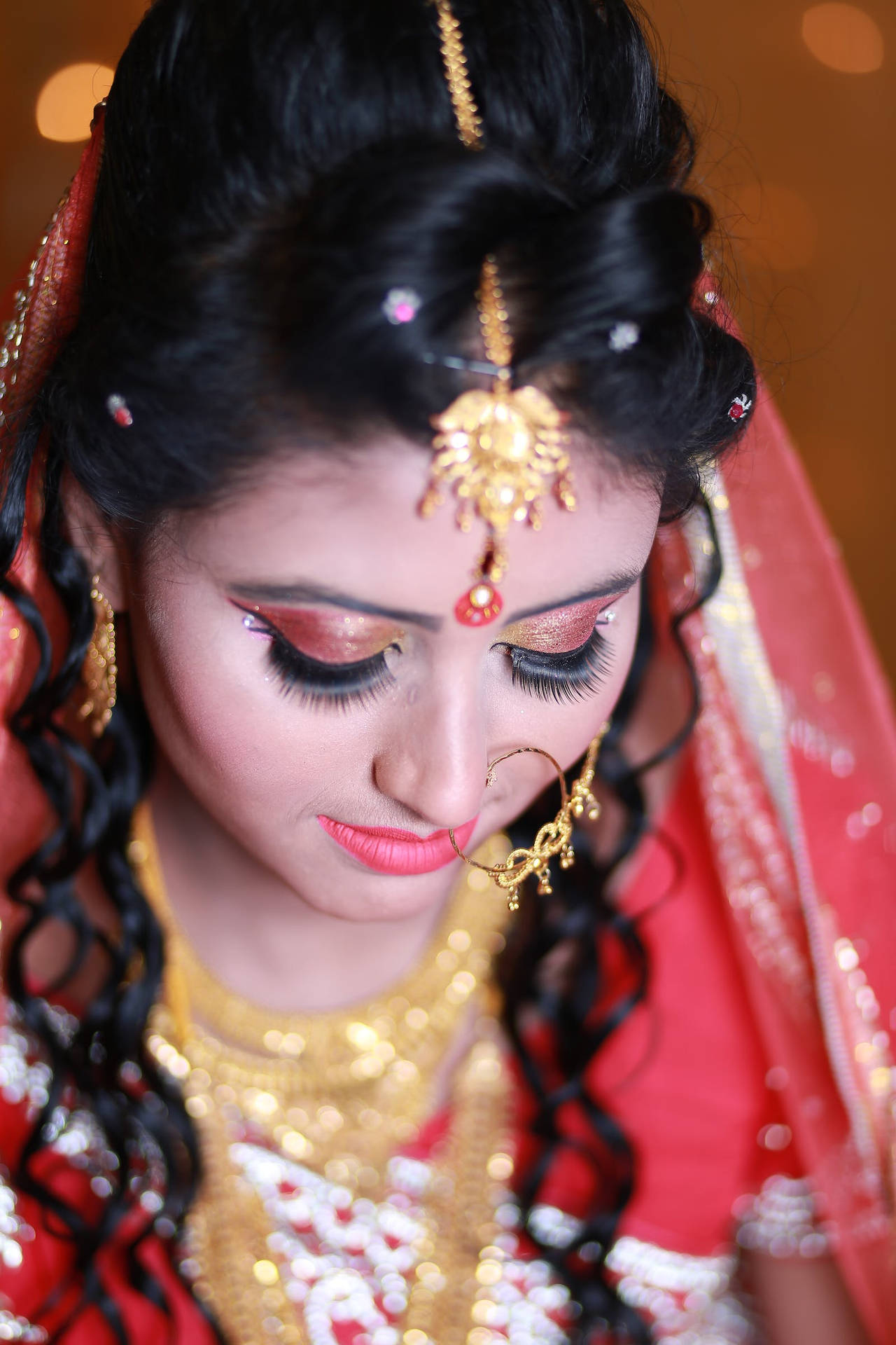 Indian Wedding Bride Gold Accessories Background