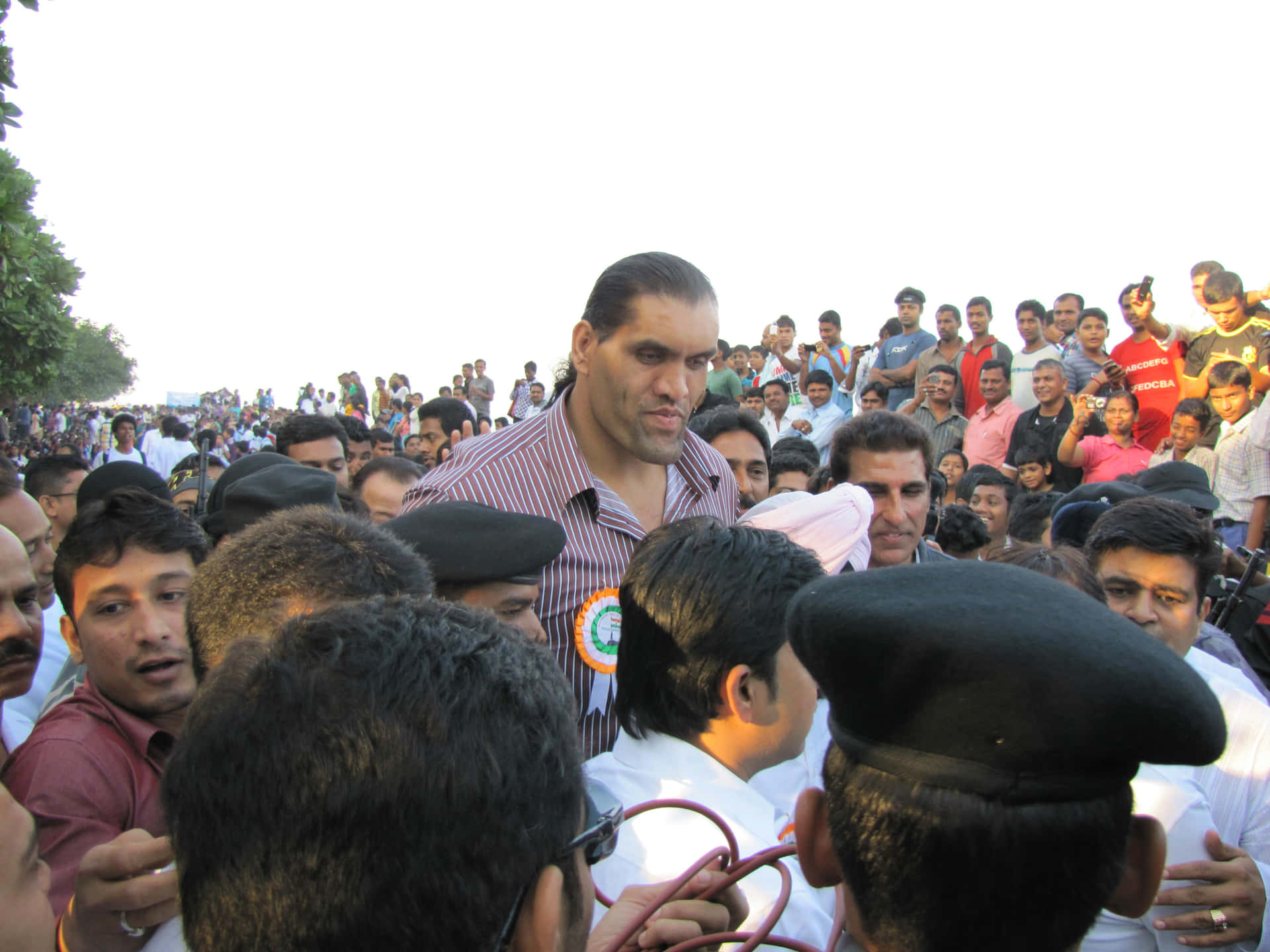 Indian Wrestler The Great Khali Peace Rally In Mumbai Background