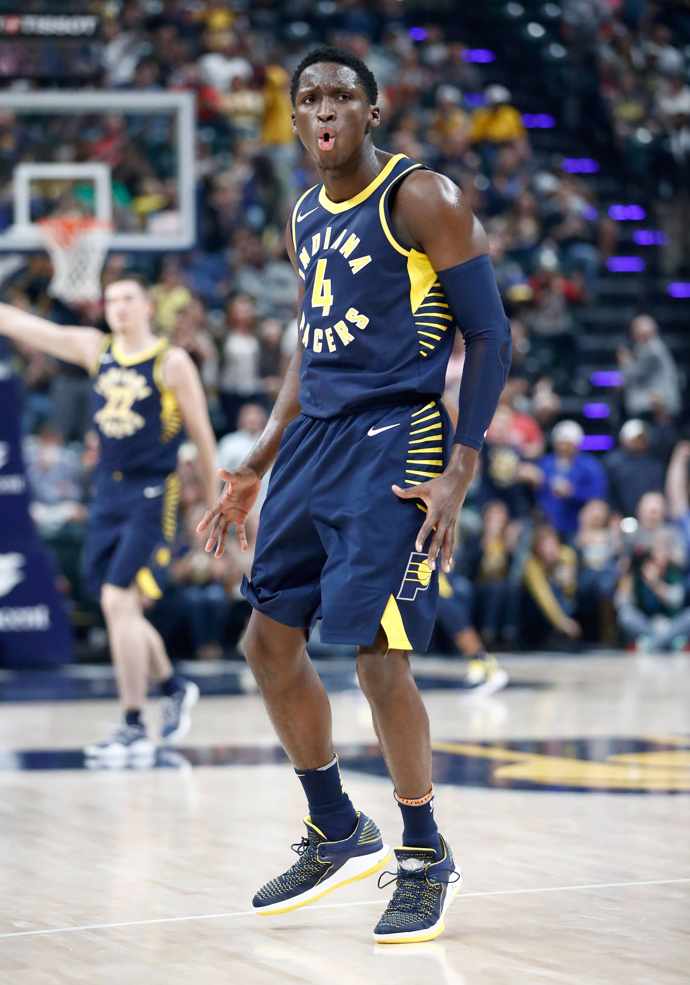 Indiana Pacers Player Victor Oladipo Background
