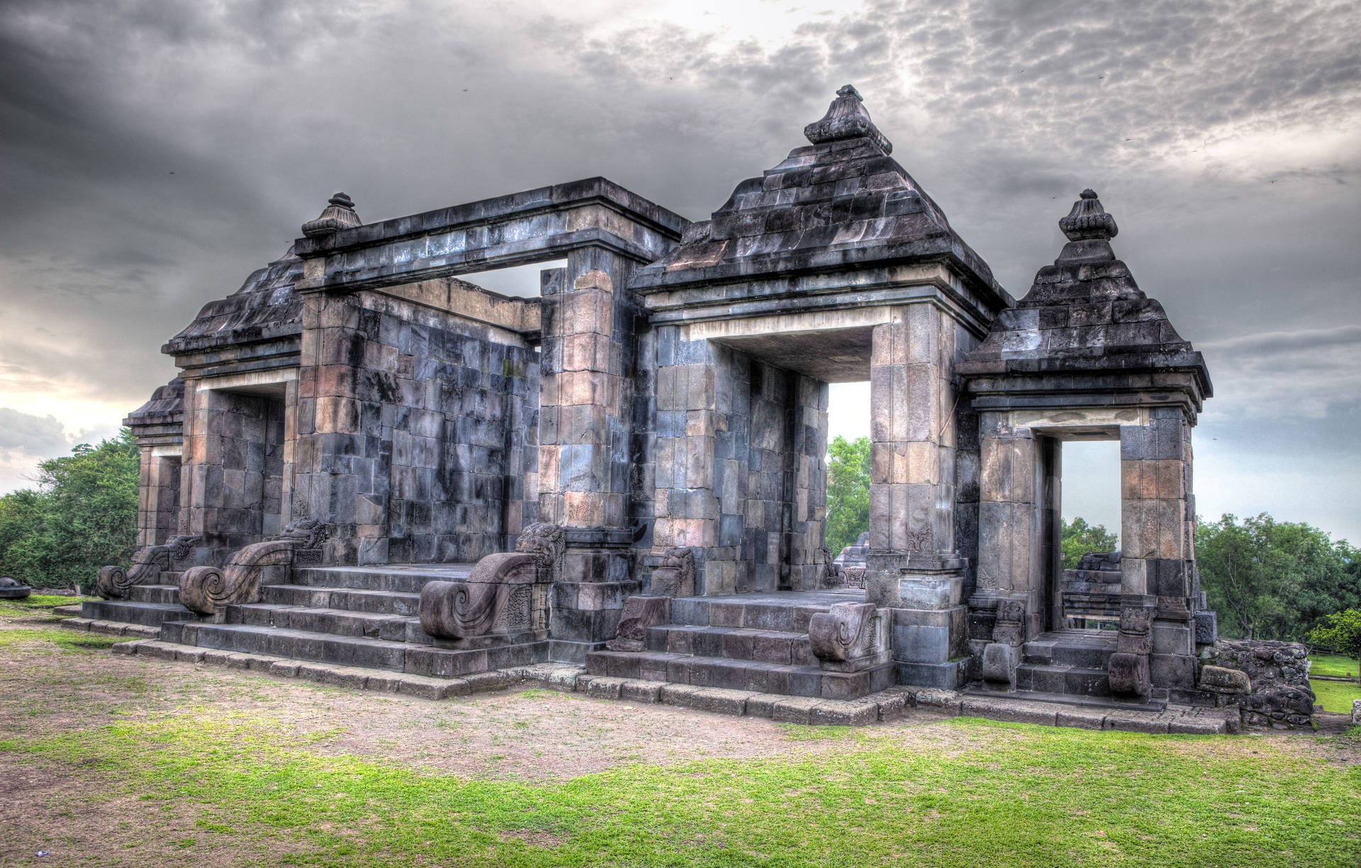 Indonesia Ancient Pavilion Background
