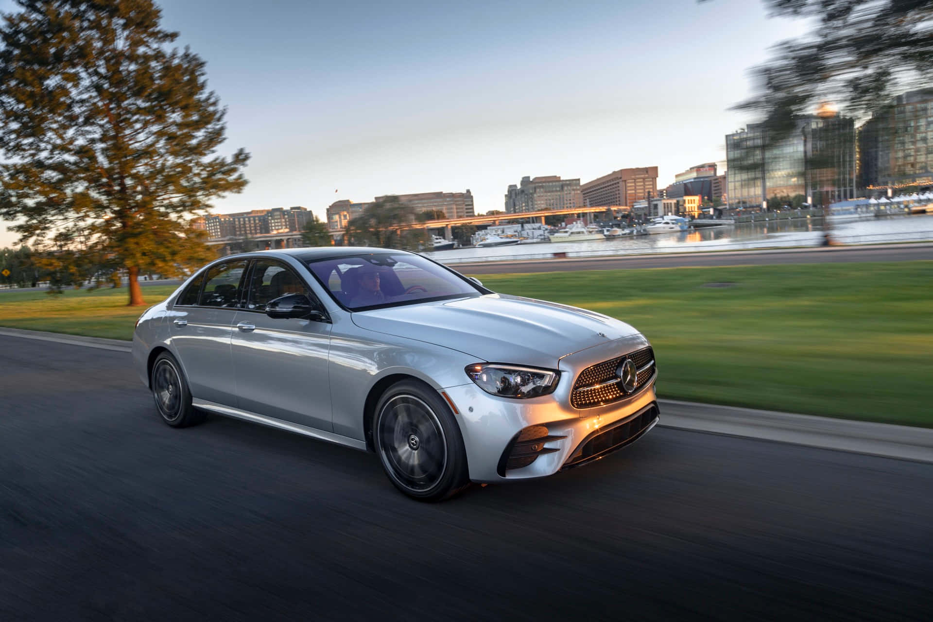 Indulge In Style With The Mercedes Benz Clase E