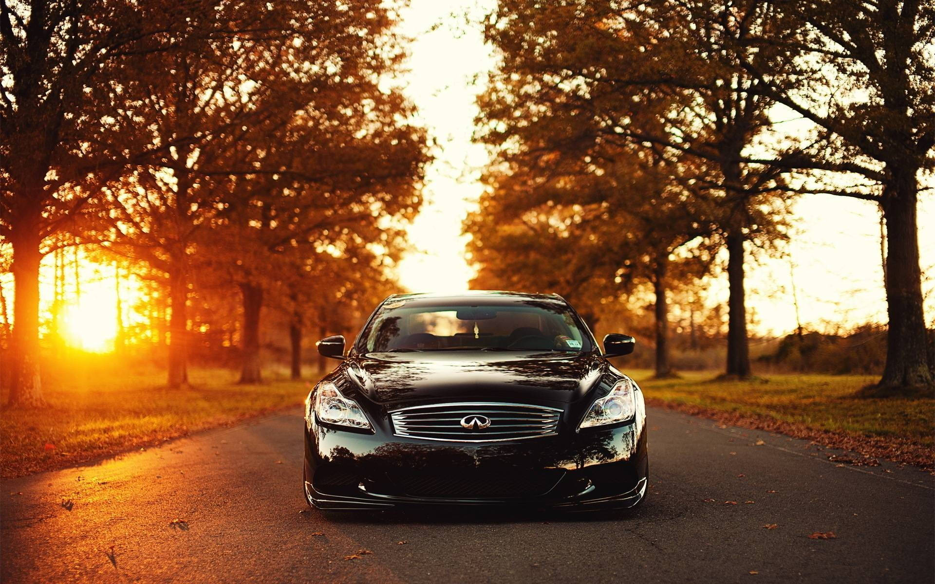 Infiniti Car With Sunset Background