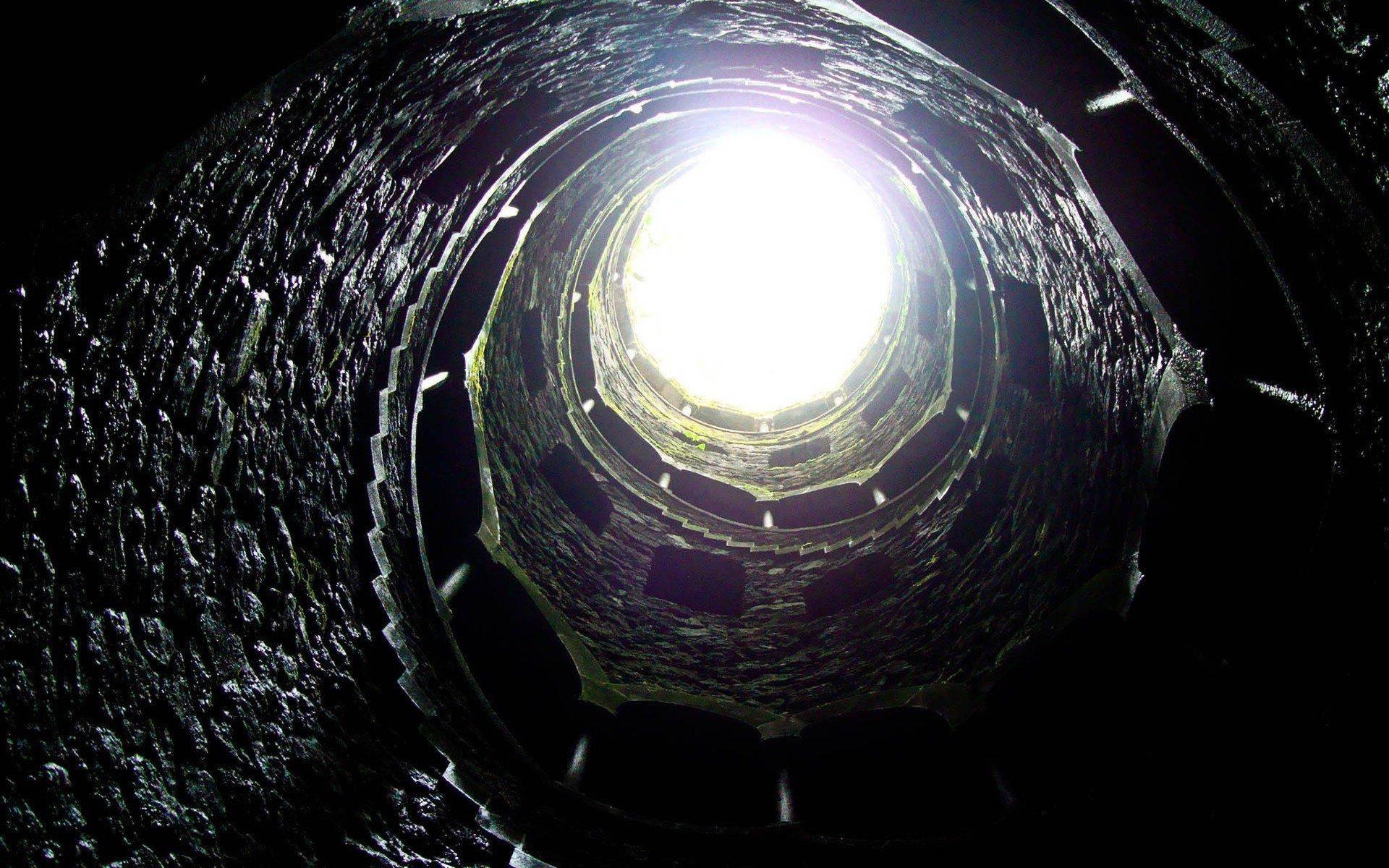 Initiation Well Sintra Portugal Background