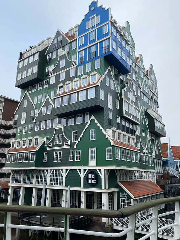 Inntel Hotel Zaandam And Handrail Background