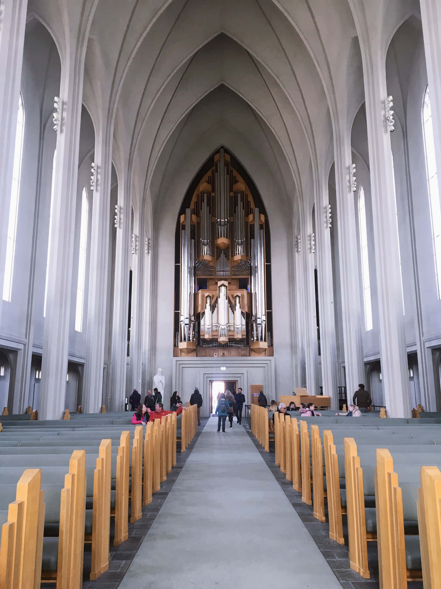 Inside The Hallgrimskirkja Church Background