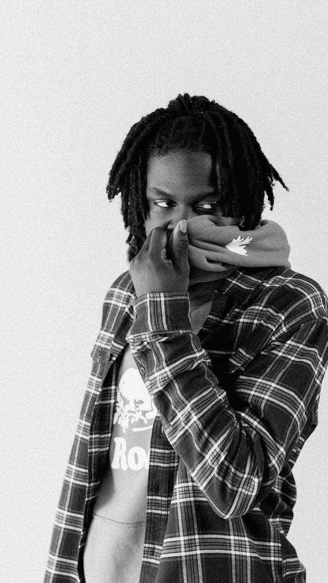 Inspirational Monochrome Image Of Daniel Caesar In His Roots. Background