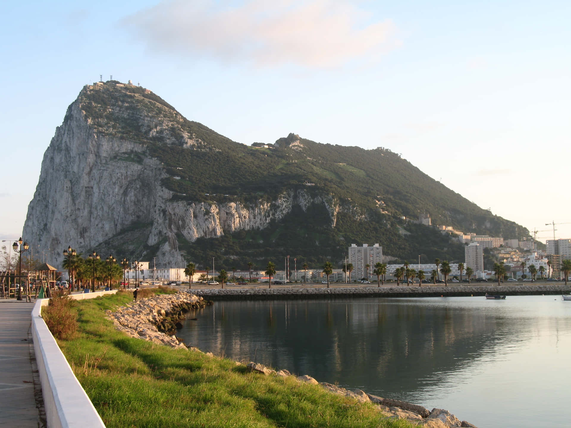 Inspiring Vista Of The Majestic Rock Of Gibraltar Background