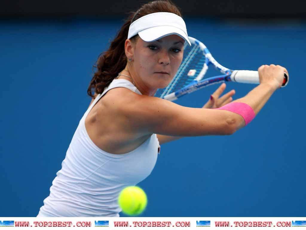 Intense Focus - Agnieszka Radwanska In Action Background