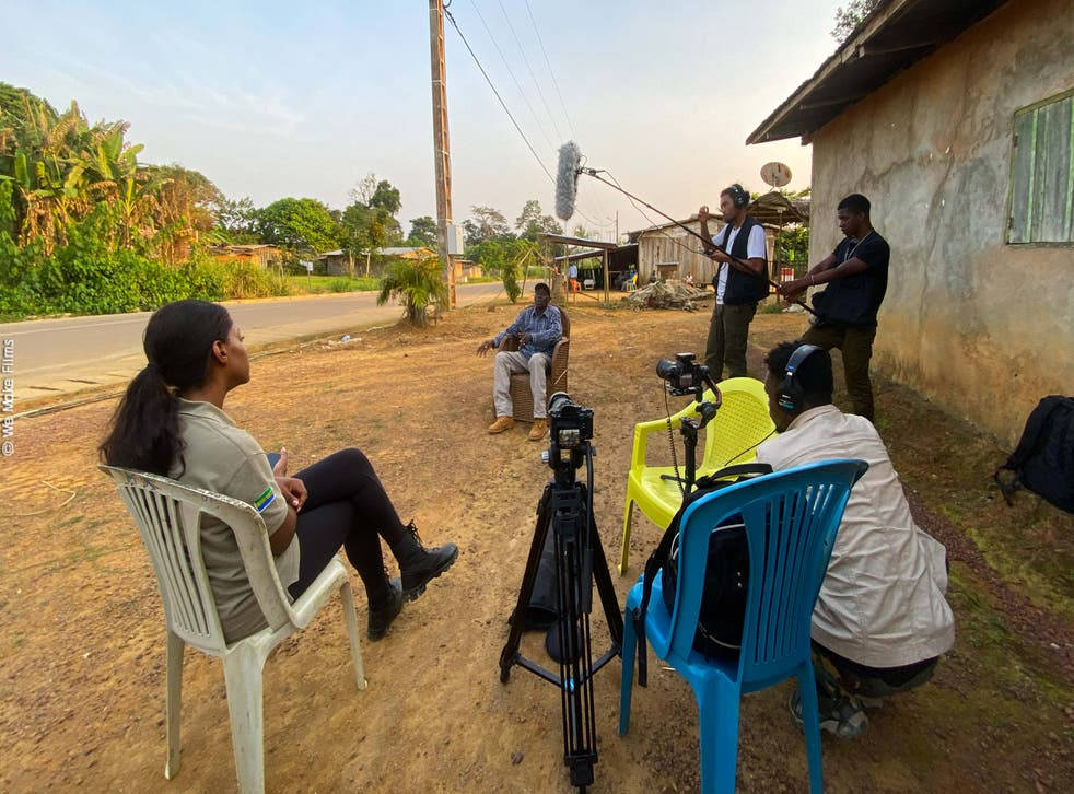 Interview In Gabon Background