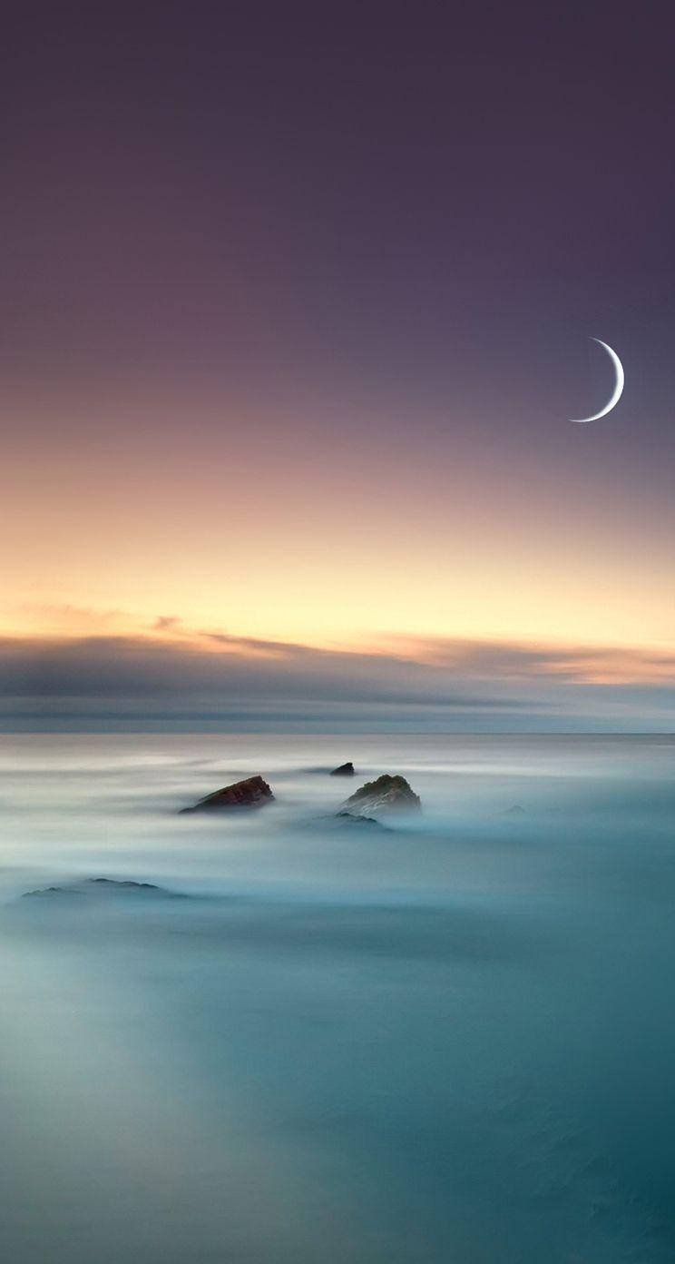 Ios 8 Crescent Moon Background