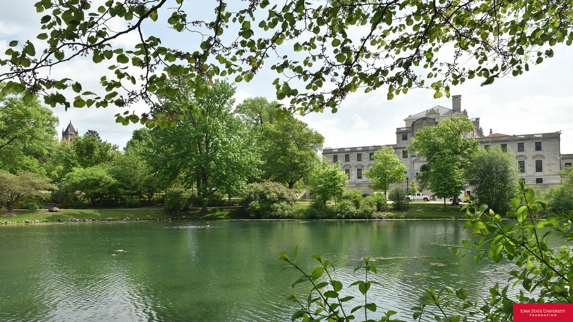 Iowa State University Lake Laverne Background