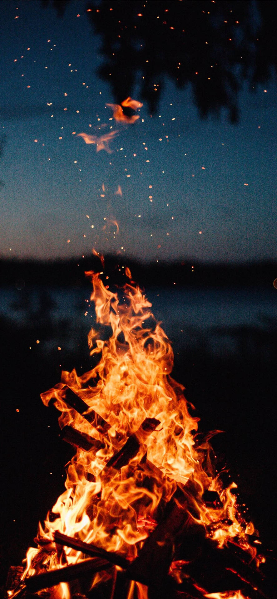 Iphone Aesthetic Bonfire Vibes Background