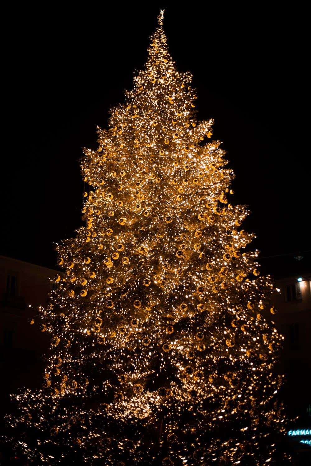 Iphone Christmas Aesthetic Gold Tree Background
