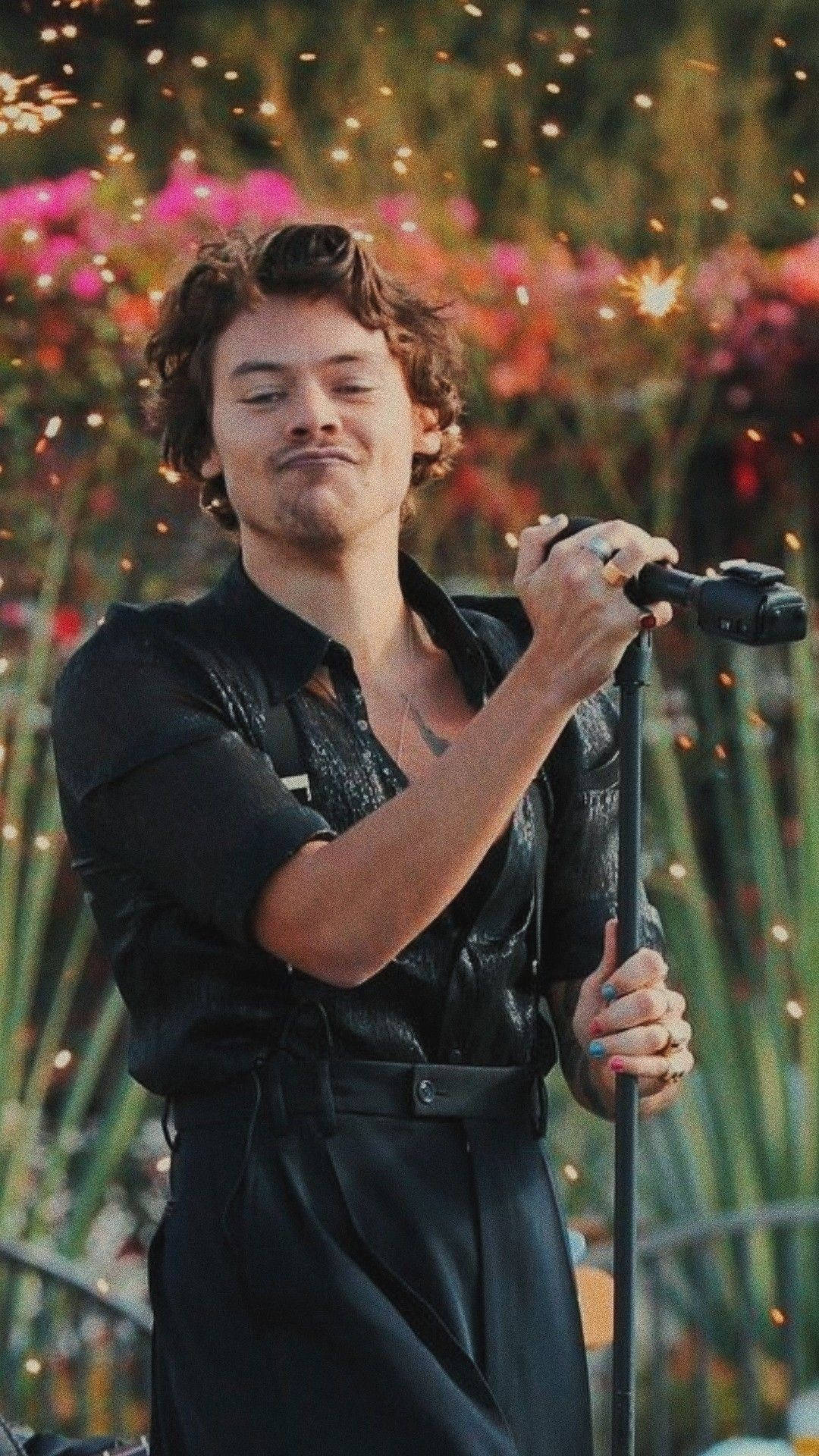 Iphone Harry Styles With Pink Flowers Background