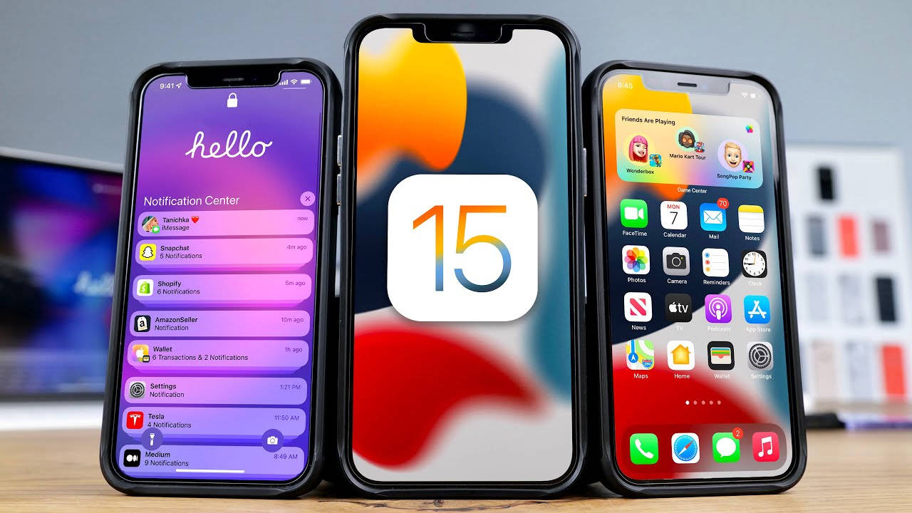 Iphone Models With Ios 15 Logo