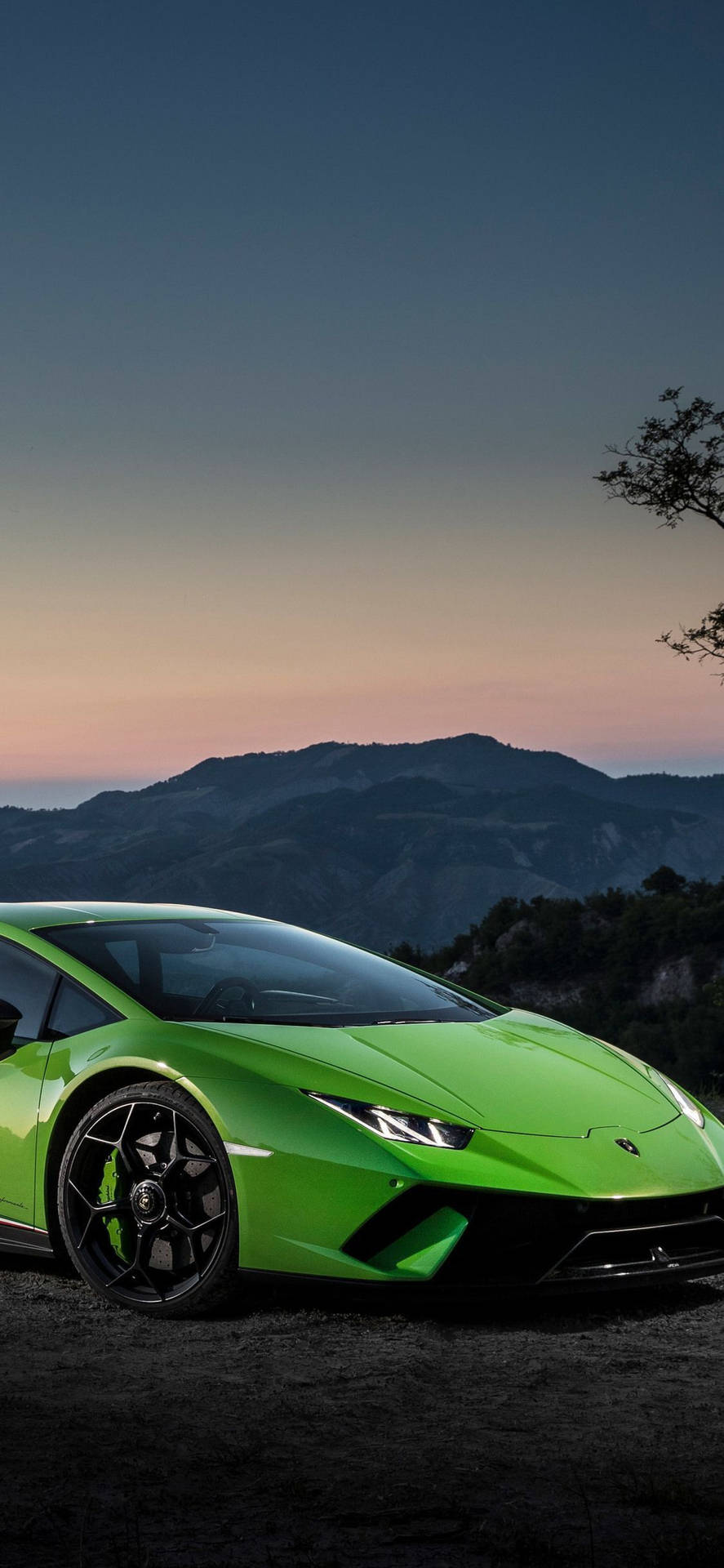 Iphone X Car Green Lamborghini Huracan Background