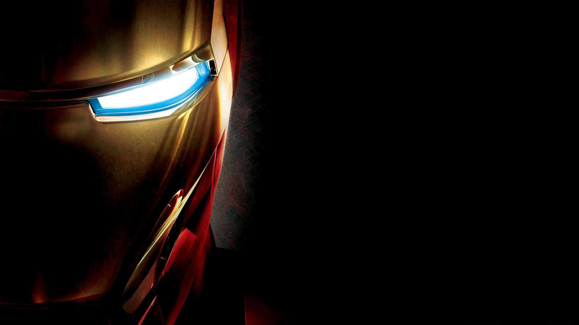 Iron Man 3: Iron Man Suited Up For Battle