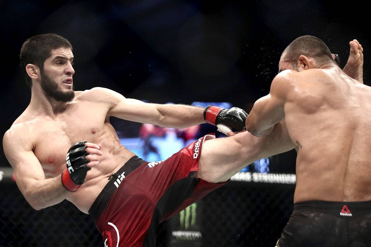 Islam Makhachev High Kick