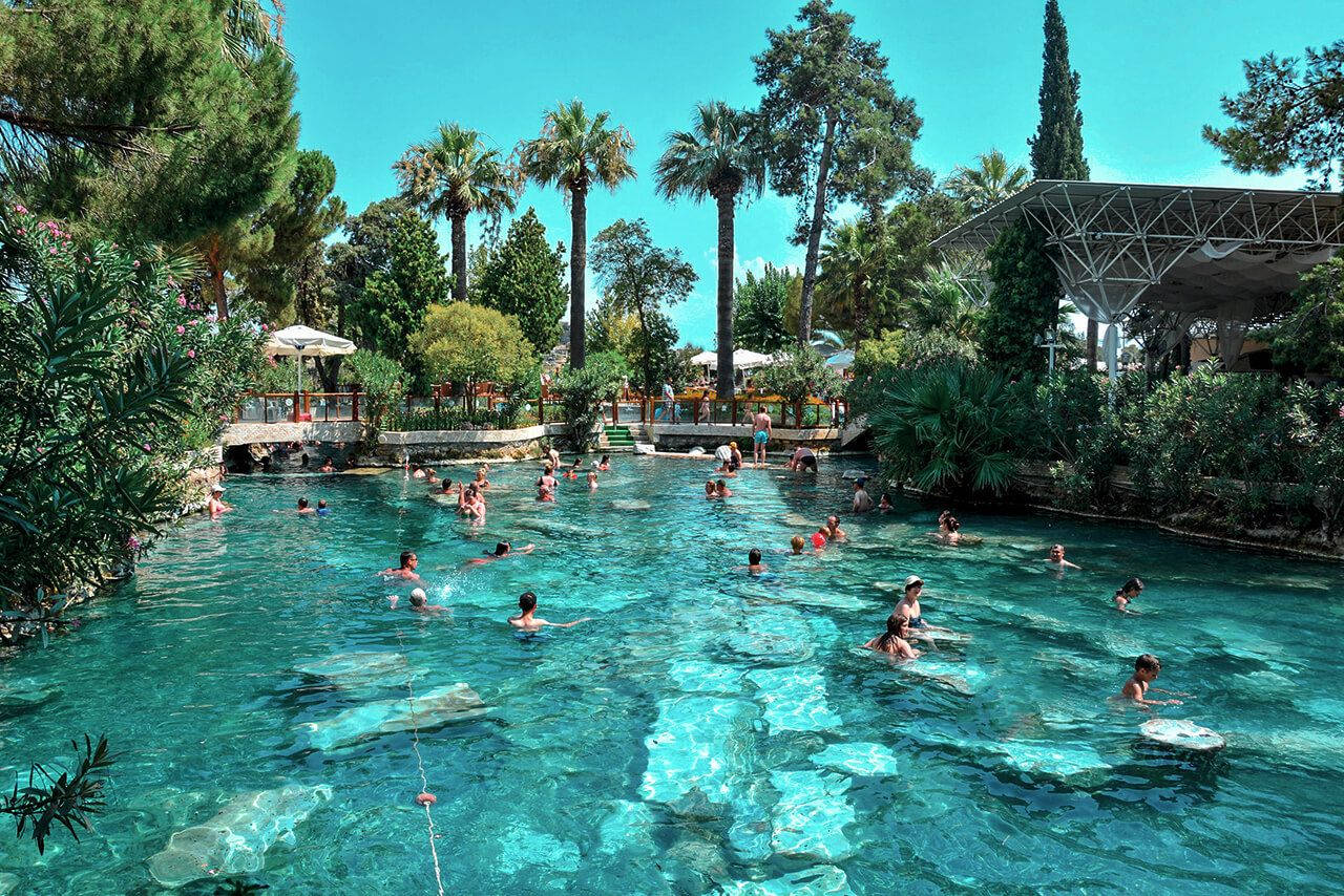 Istanbul's Constructed Cleopatra Pool Background