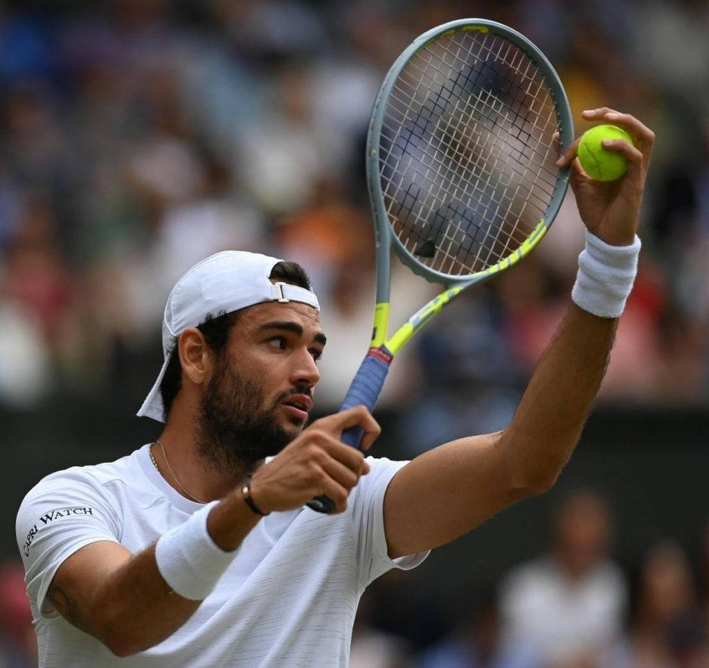 Italian Pro Tennis Player Matteo Berrettini Background