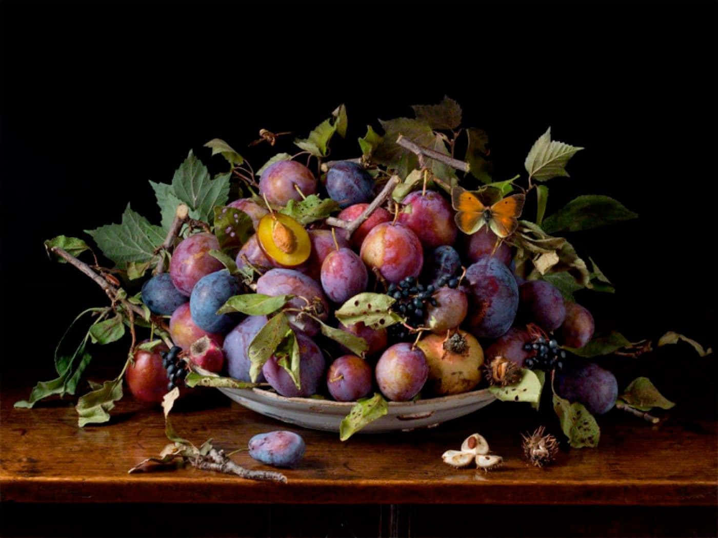 Italian Prune Plum Mixed Fruits Platter Background