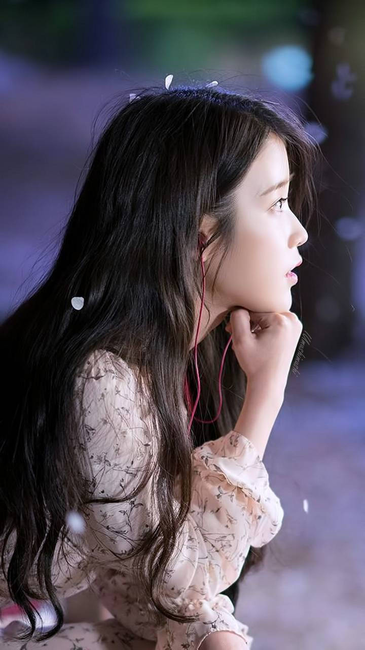 Iu Side View Background