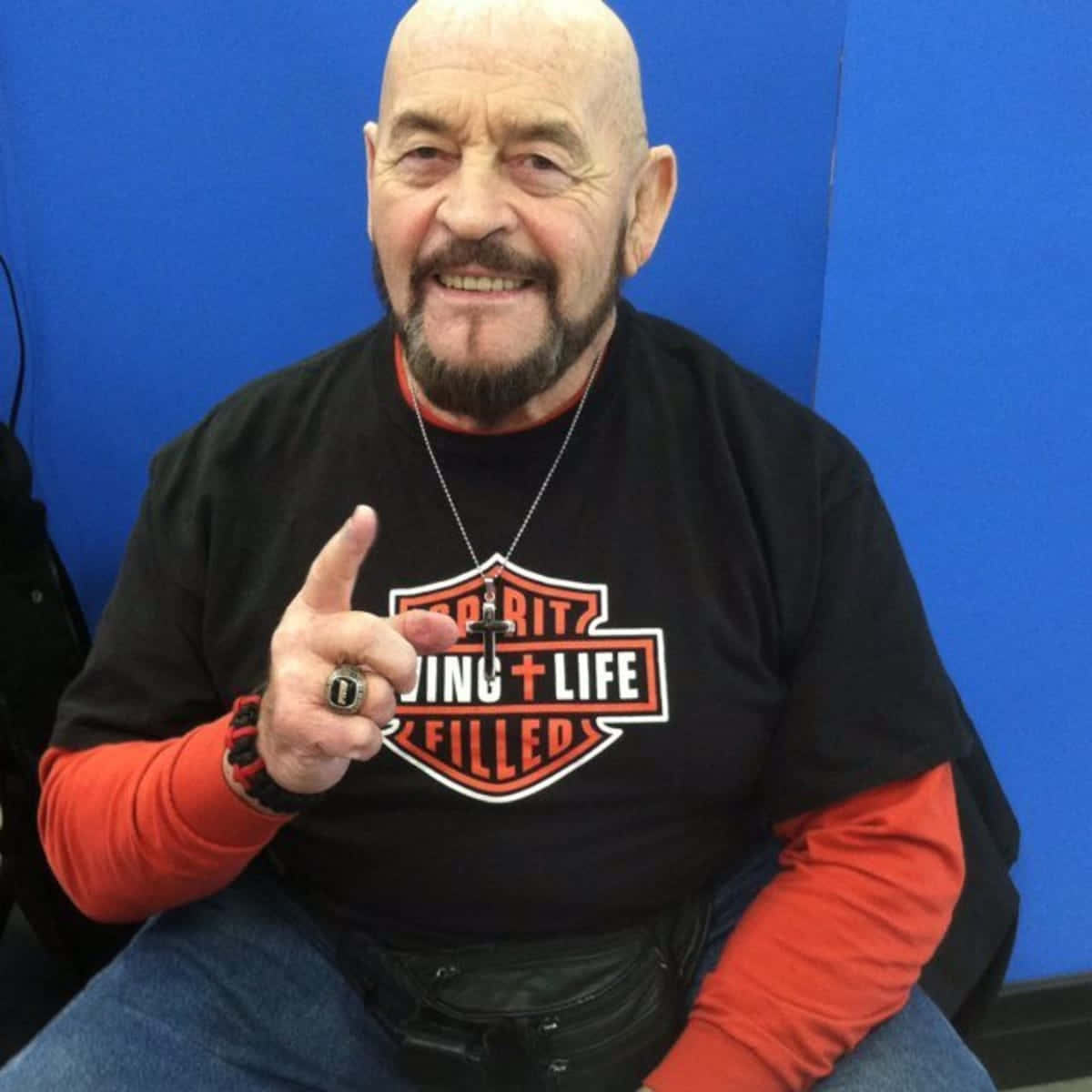 Ivan Koloff, The Iconic Canadian Professional Wrestler In A Medium-angle Shot Background