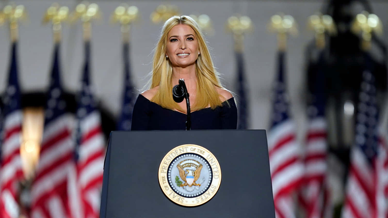 Ivana Trump Making A Speech Background