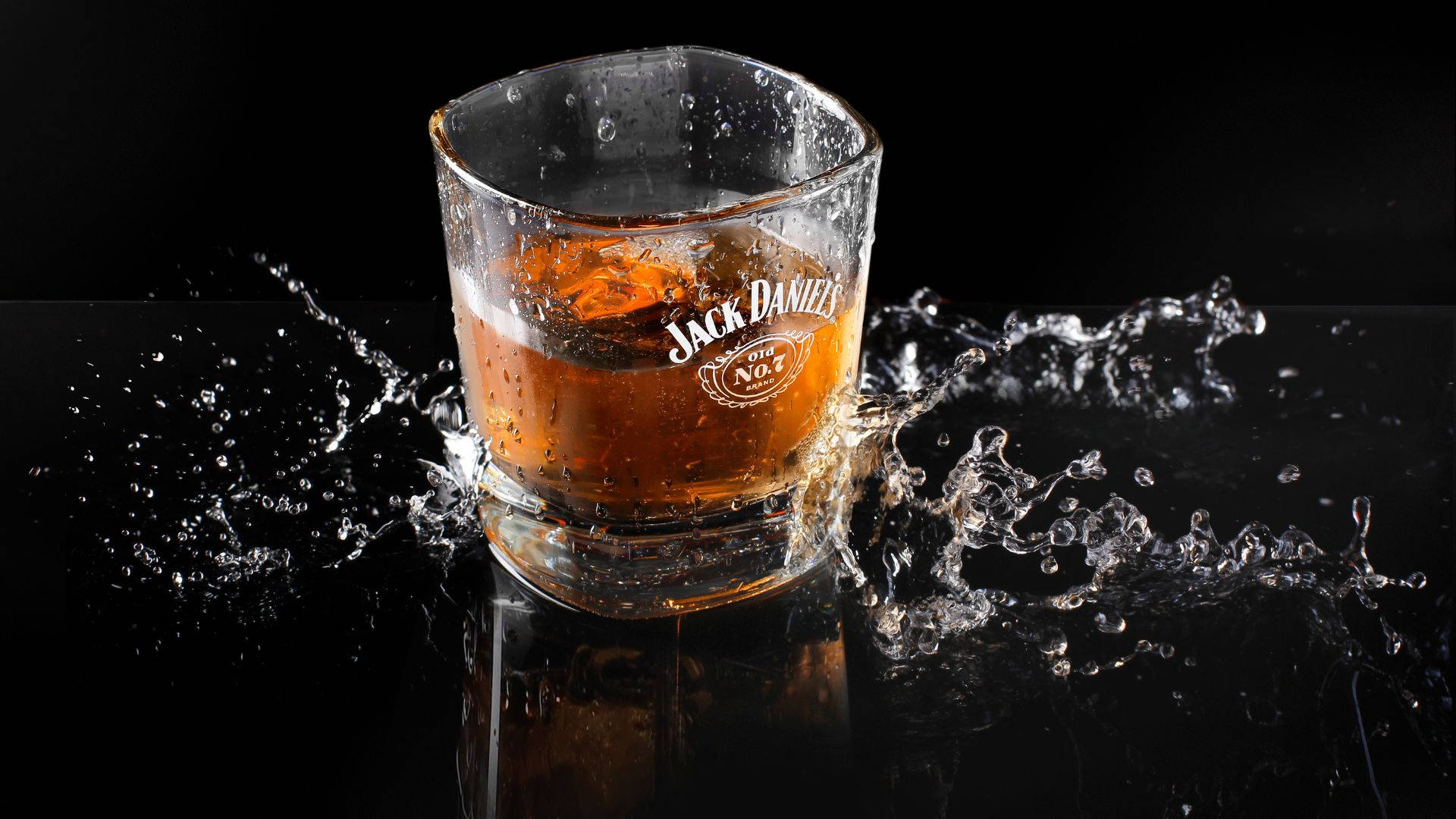Jack Daniels Alcohol Splash Background