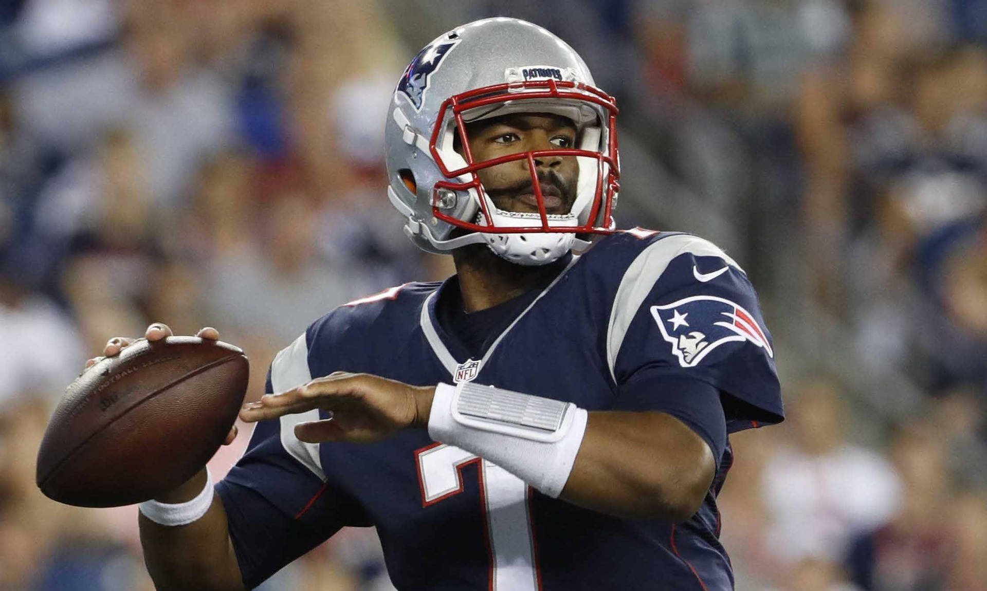 Jacoby Brissett Throws Football