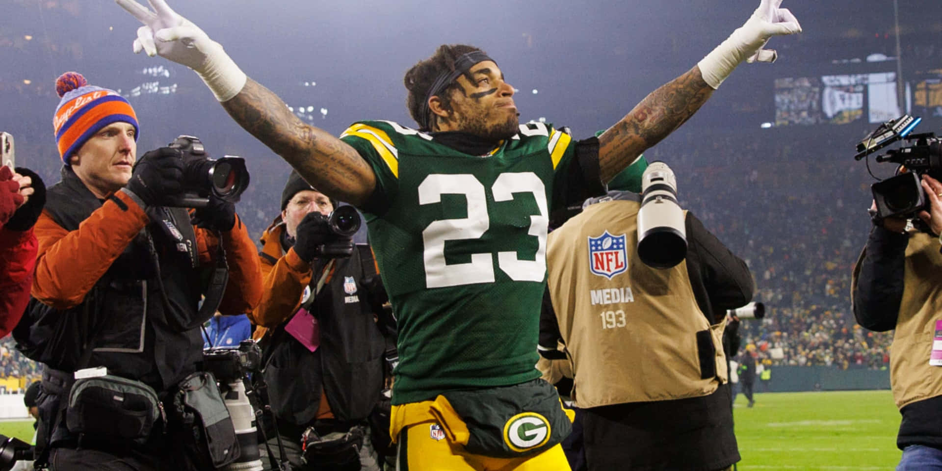 Jaire Alexander Celebrationwith Media Background