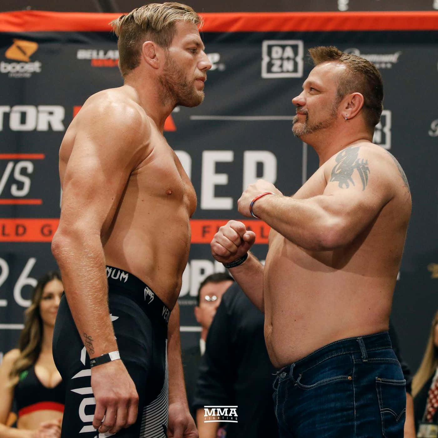 Jake Hager Facing Jw Kiser At Bellator 214 Background