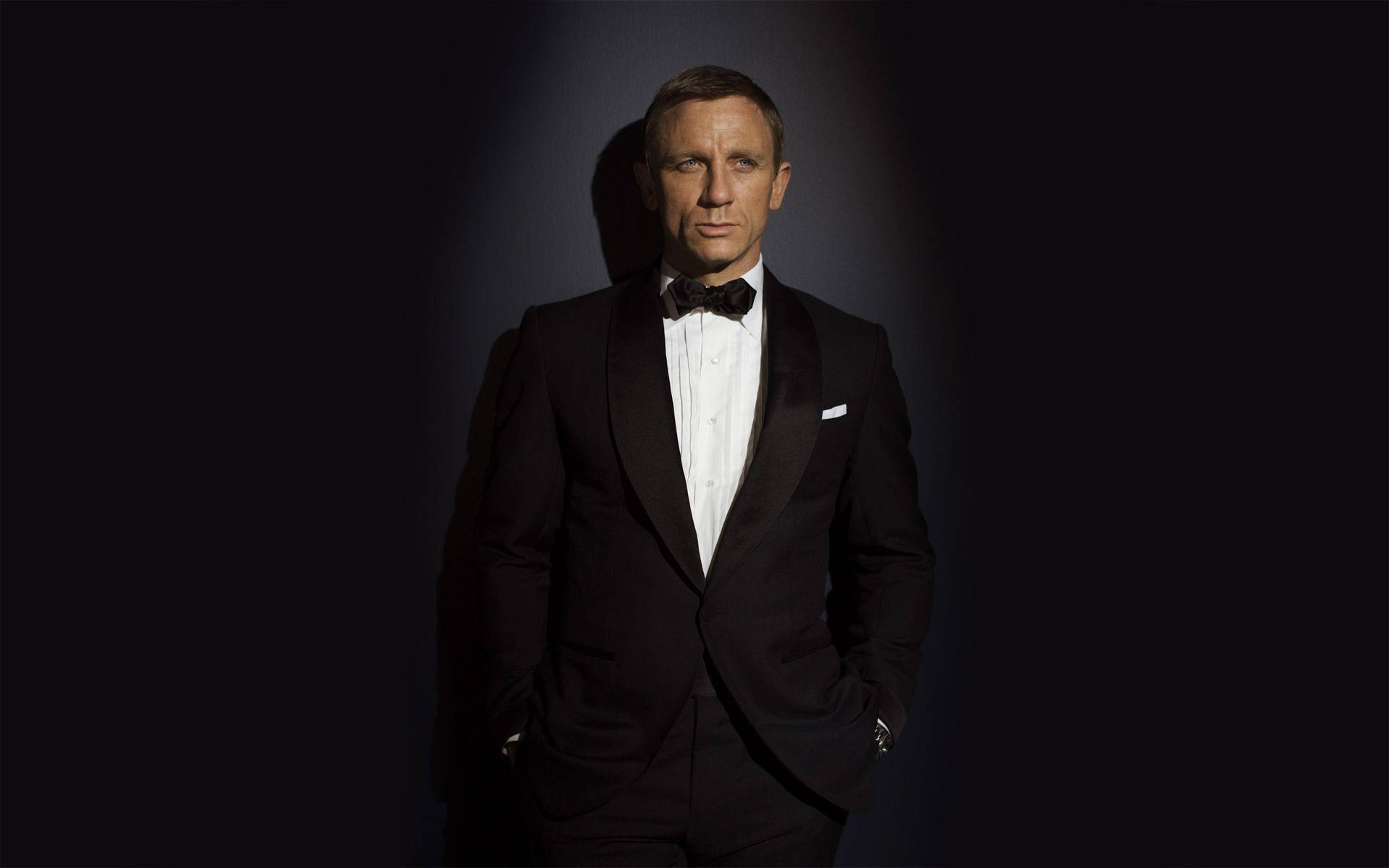 James Bond Actor Daniel Craig Background