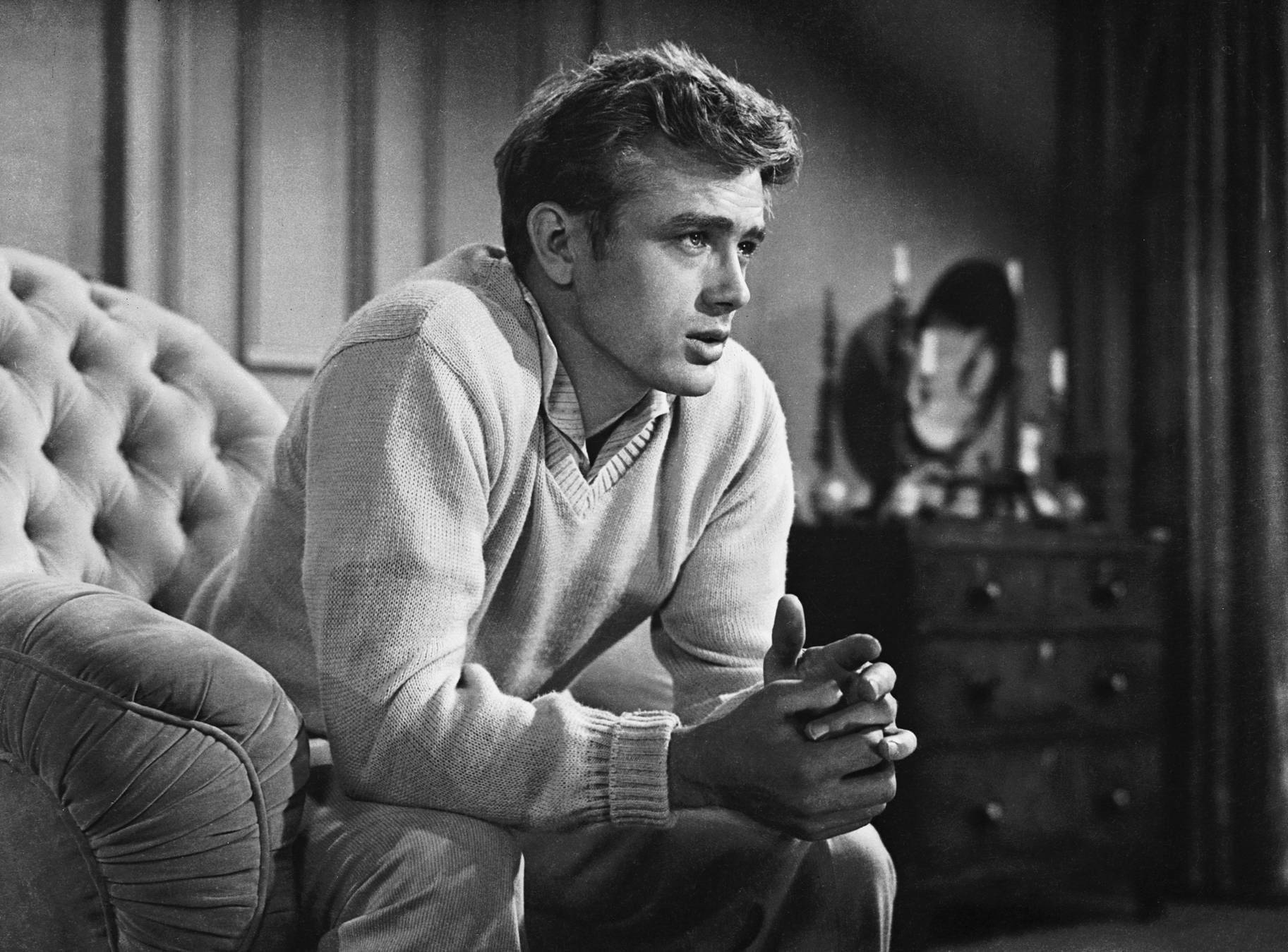 James Dean Sitting In Room Background