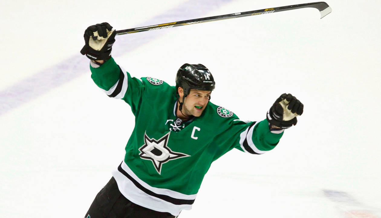 Jamie Benn In Celebration Background