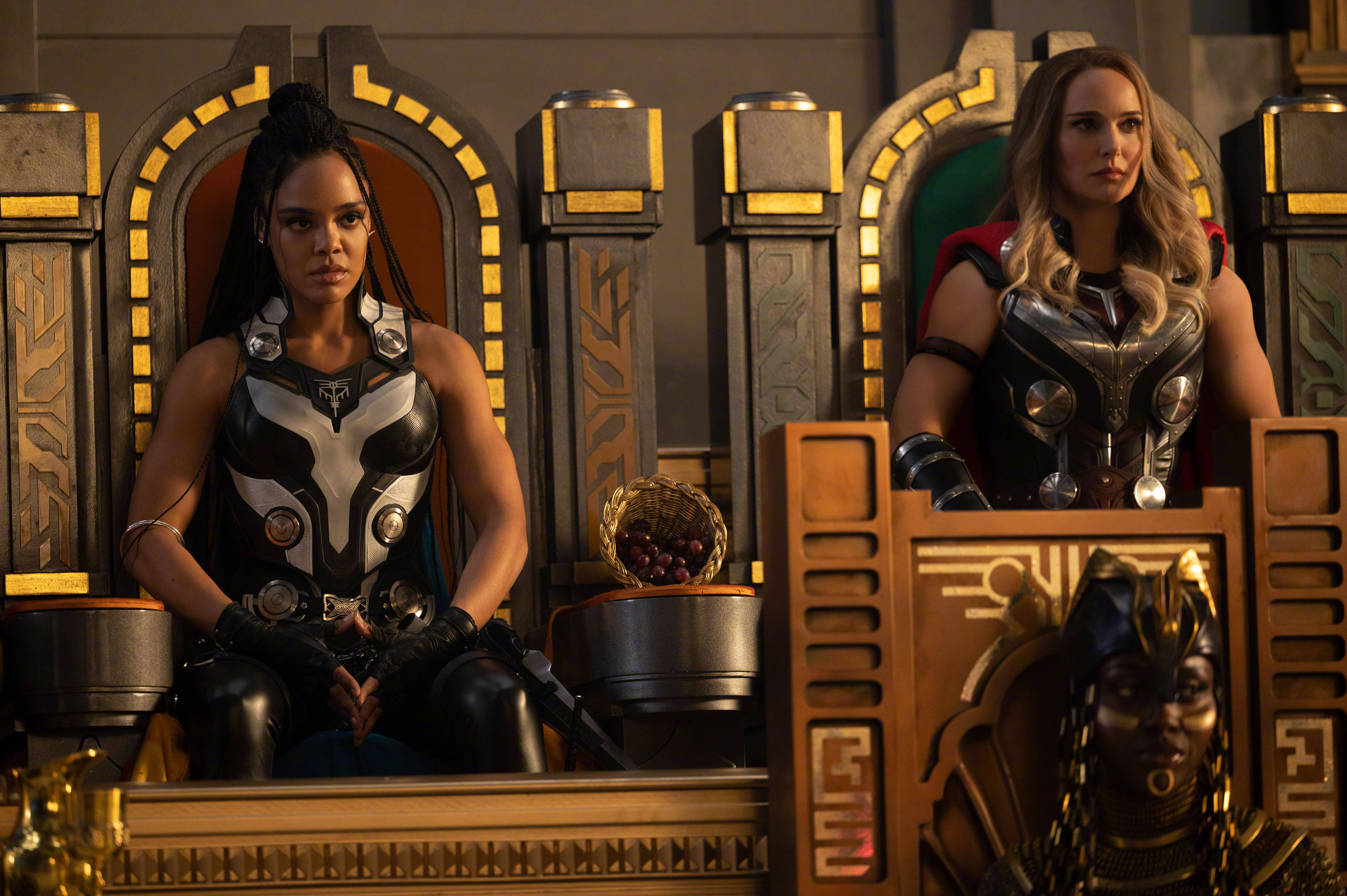 Jane Foster And Valkyrie Gearing Up For Action In Thor: Love And Thunder Background
