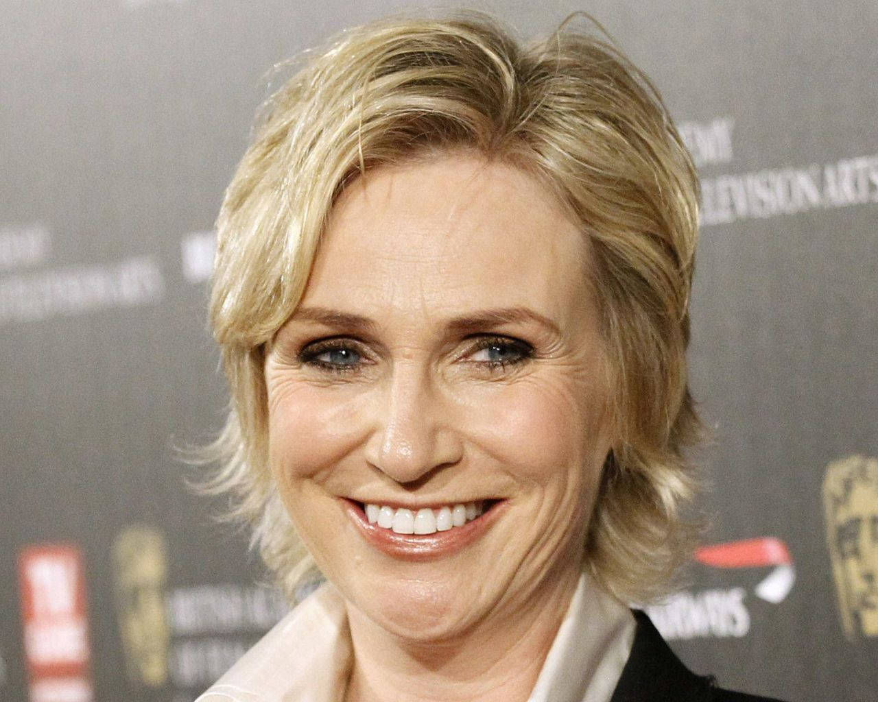 Jane Lynch Actor Smiling Background