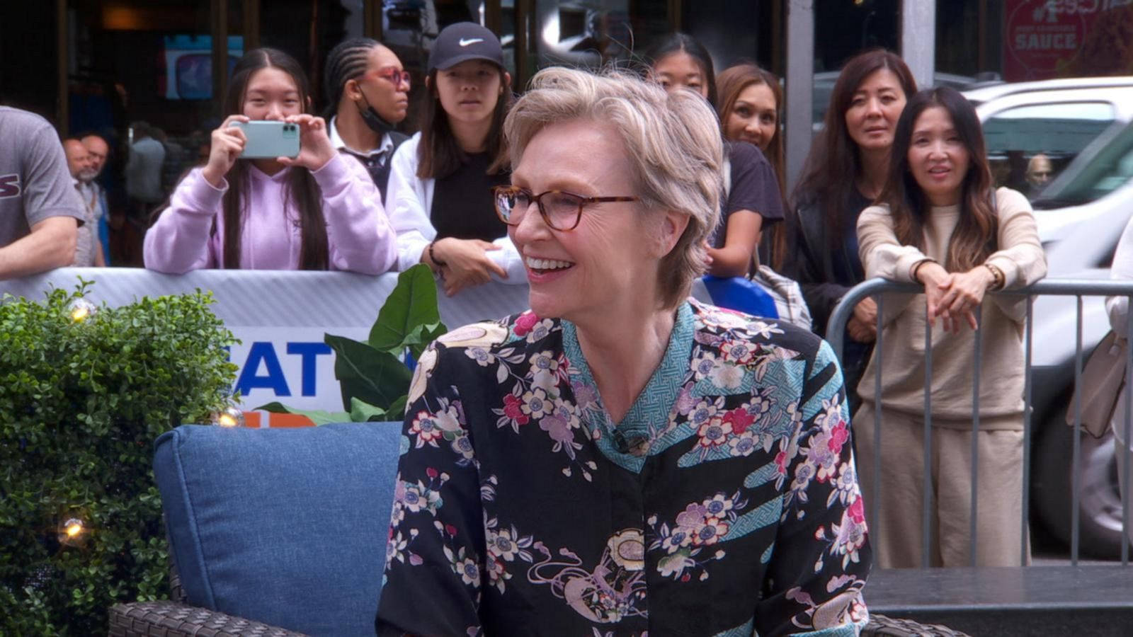 Jane Lynch Morning Talk Show Background