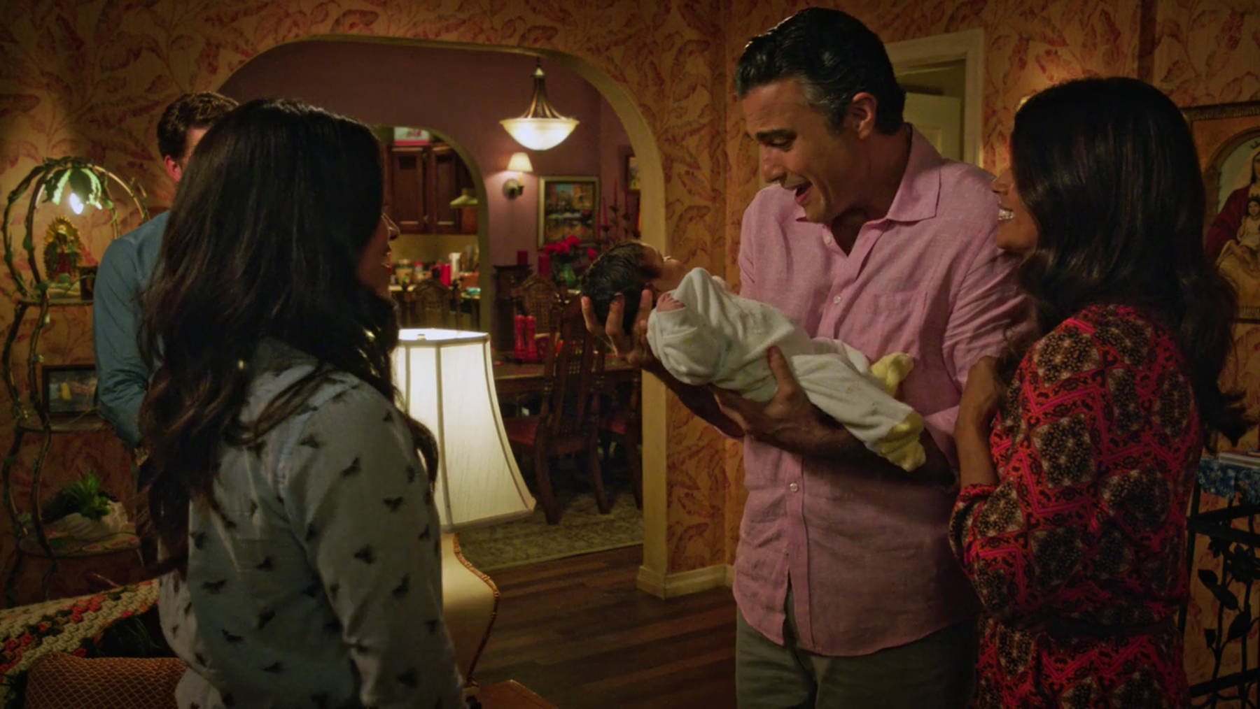 Jane The Virgin Baby With Grandparents Rogelio And Xiomara Background