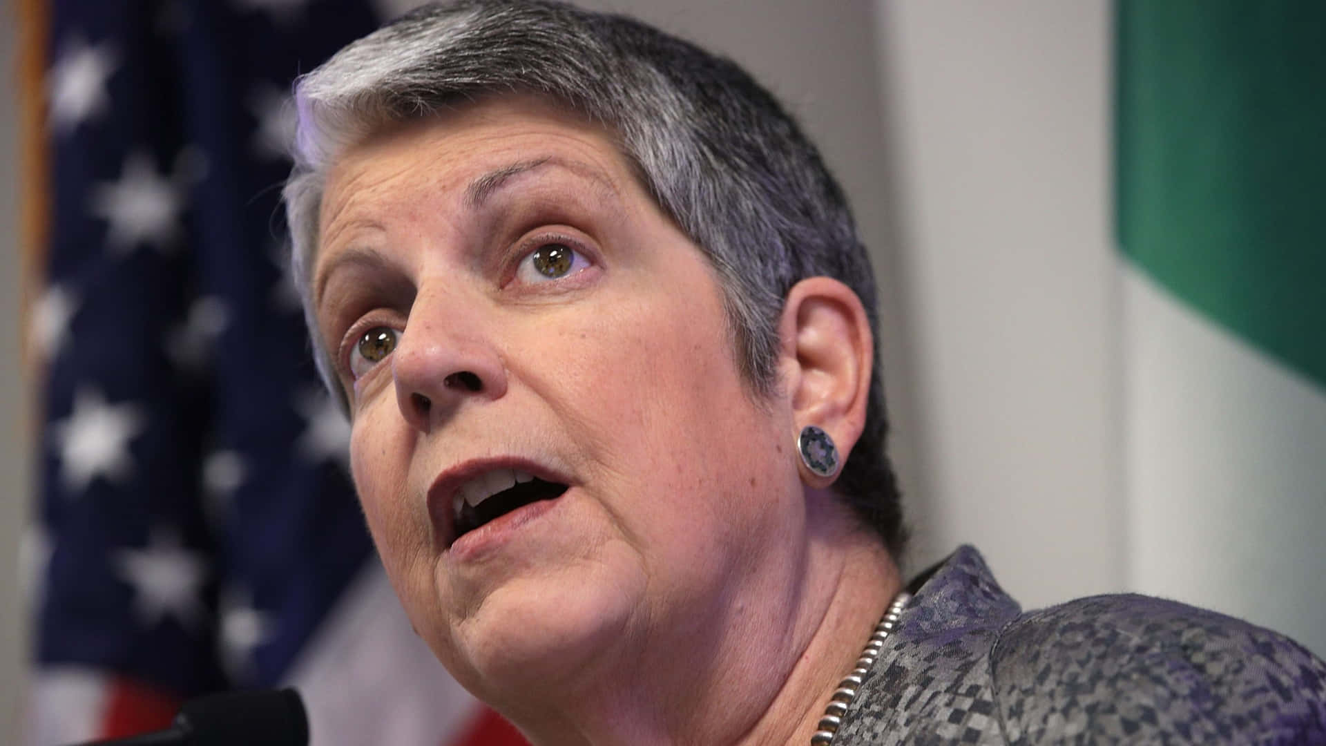 Janet Napolitano Close-up Hd Background